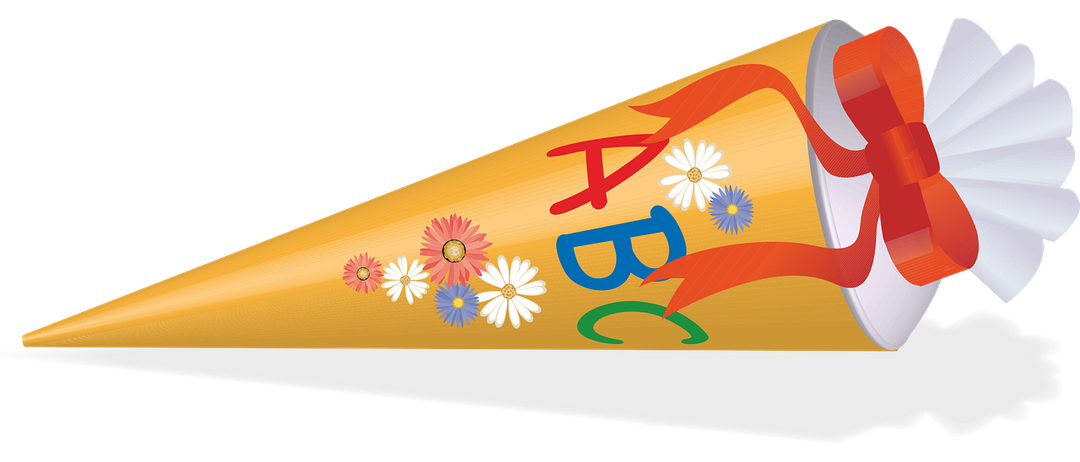 Ein orangefarbener Megaphon mit den Buchstaben ABC, verziert mit Blumen und einem roten Band.