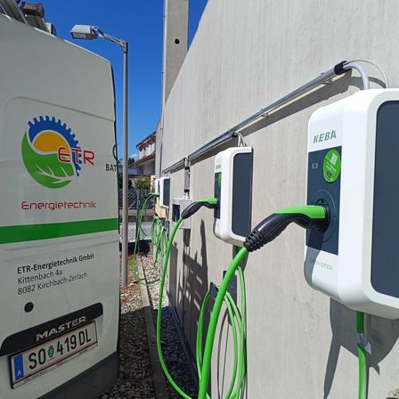 Bild enthält, Gas Pump, Machine, Pump