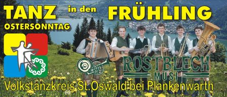 Vier junge Männer stehen in einem Grasfeld mit Instrumenten. Einer spielt Akkordeon, ein anderer hält eine Gitarre, und die anderen spielen Trompeten. Die Worte 'ROST M' sind über ihnen geschrieben, mit einem Horn-Logo.