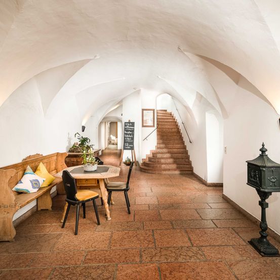 lobby-eingang-chindenburg_FotoBauer