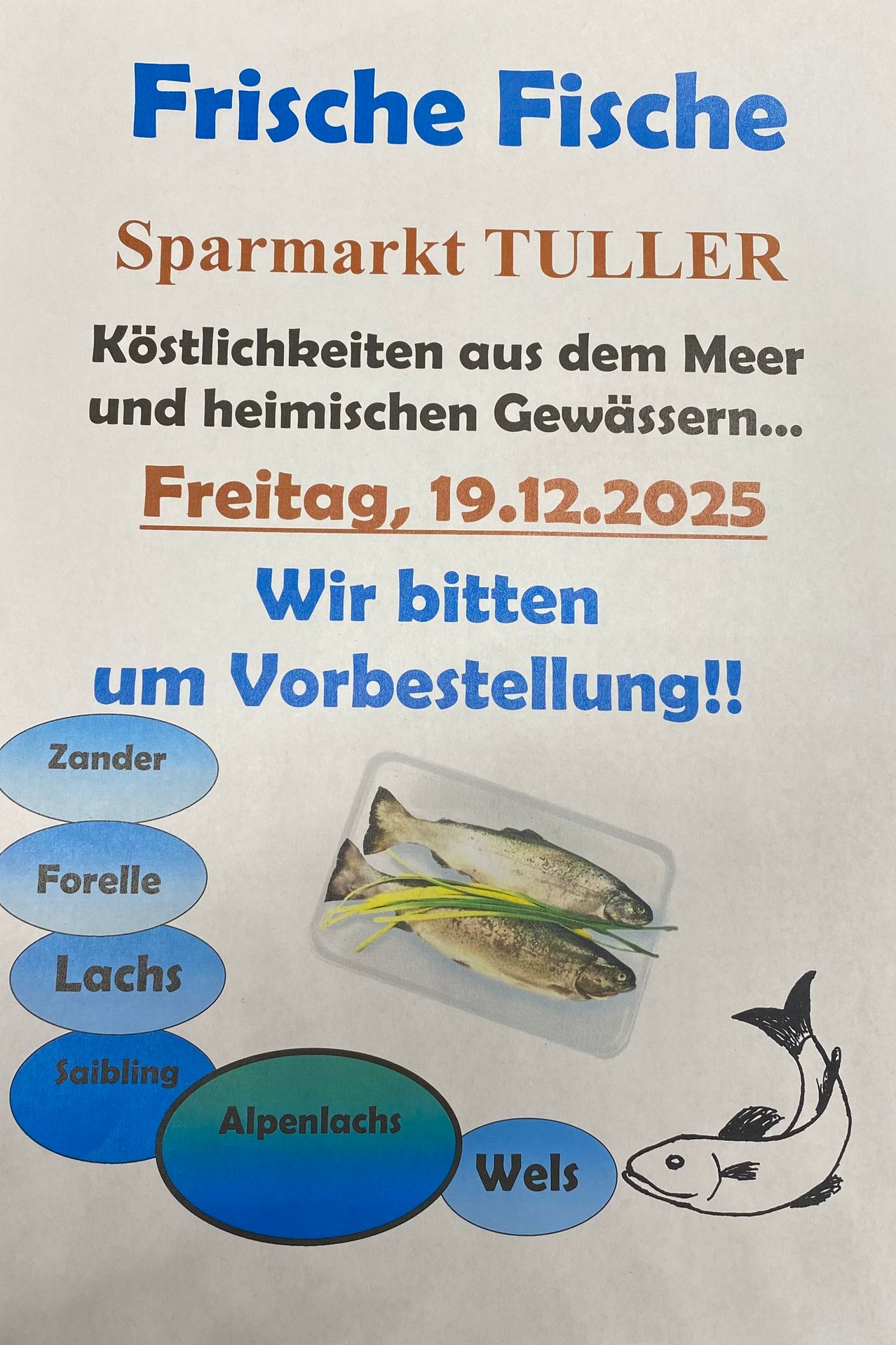 Ein Poster für Sparmarkt Tuller bewirbt Köstlichkeiten aus dem Meer und heimischen Gewässern. Es zeigt Fische wie Zander, Forelle, Lachs und Saibling. Der Termin ist Freitag, 19. Dezember 2025. Es wird zur Vorbestellung eingeladen.
