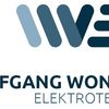 Das Logo für Wolfgang Wonisch Elektrotechnik, mit einem stilisierten blauen 'W' mit einer wellenförmigen Linie, in Dunkelblau auf weißem Hintergrund.