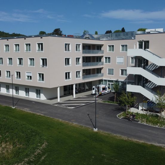 Image contains, Architecture, Building, Office Building, City, Urban, Car, Outdoors, Housing, Building Complex, Condo