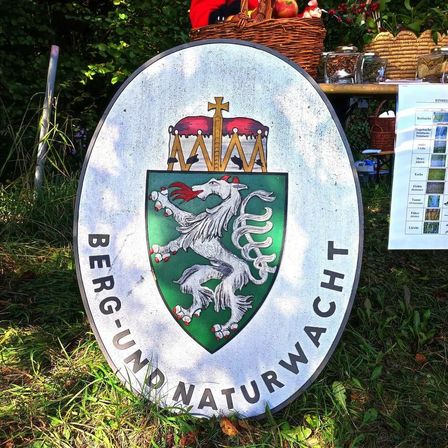 Bild enthält, Armor, Shield, Symbol