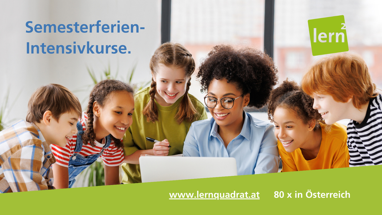 Bild enthält, People, Person, Reading, Child, Female, Girl, Boy, Male, Adult, Woman