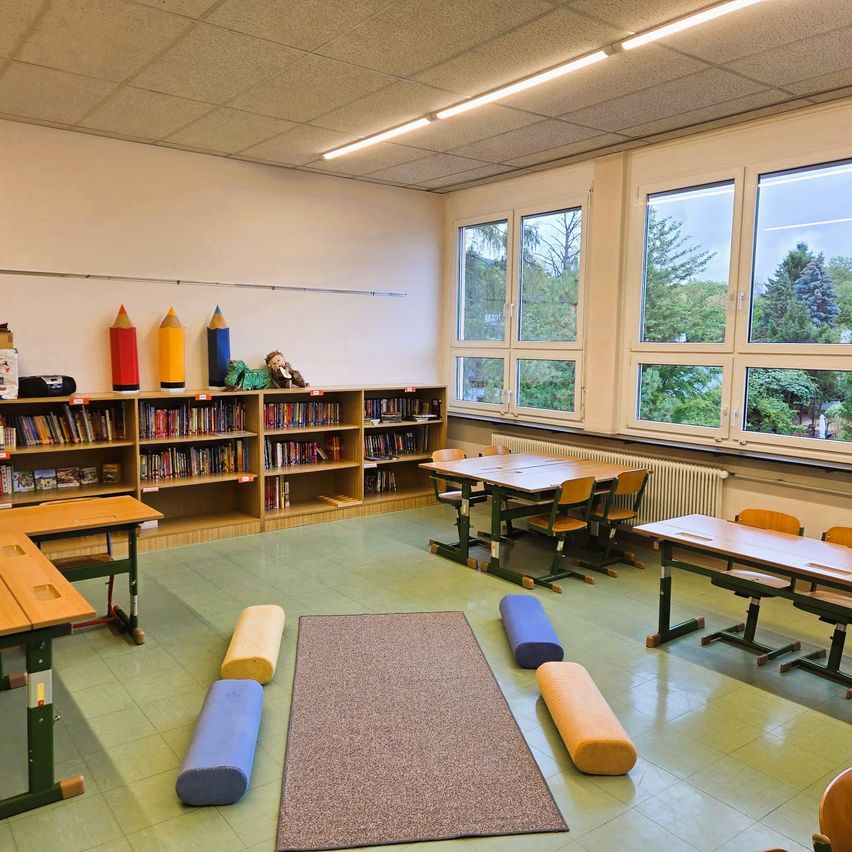 Hier entsteht unsere Bibliothek - ein stetiges Wachsen