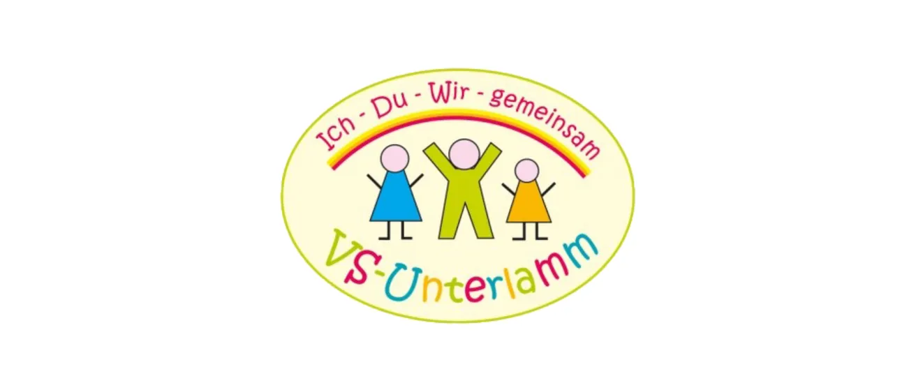 Das Logo zeigt drei Kinder, eines mit erhobenen Armen, mit einem Regenbogen im Hintergrund. Es steht Ich, Du, Wir, gemeinsam, VS Unterlamm.