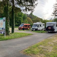 Wohn und Reisemobilstellplatz Eggenburg-Logo