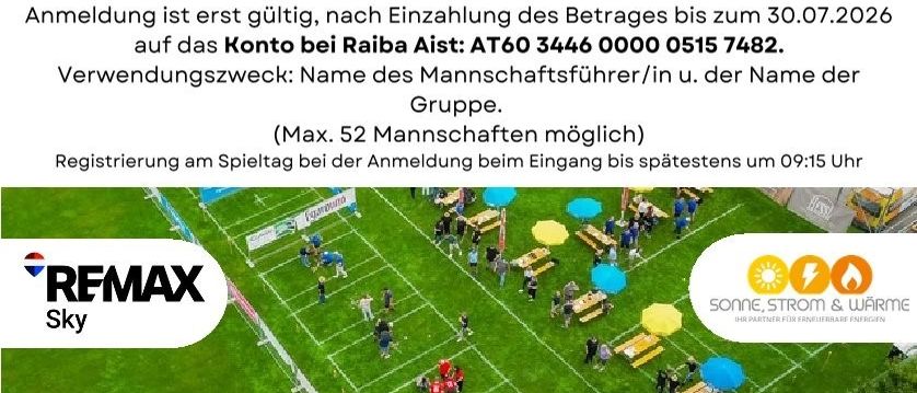 Anmeldung für ein Fußballevent per E-Mail. Anmeldefrist ist der 29.07.2026. Eine Gruppe von Menschen spielt Fußball auf einem Feld mit Zelten und Regenschirmen.