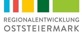 Das Logo für Regionalentwicklung Oststeiermark, bestehend aus vier Farbblöcken: blau, rot, gelb und grün, mit dem Text in weißer Schrift.
