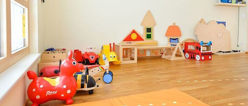 Bild enthält, Indoors, Interior Design, Play Area, Toy, Kindergarten, Floor, Flooring, Wood