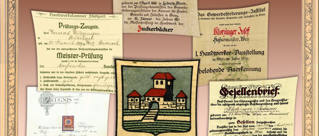 Eine Sammlung von Dokumenten und Zertifikaten aus Weizer Handwerksbetrieben im Stadtmuseum Weiz. Sie enthält ein Meister-Prüfungszertifikat, einen Sefellenbrief und weitere historische Dokumente.