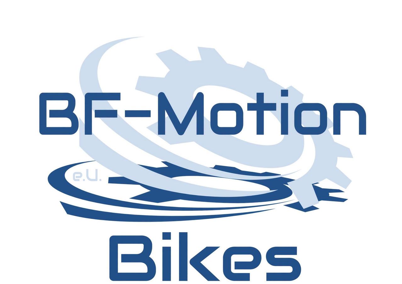 Das Logo für BF-Motion Bikes, mit einem blauen Zahnrad und einem stilisierten 'e.U.' Symbol, auf weißem Hintergrund.