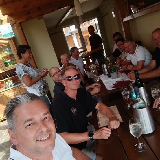 Dining Room, Dining Table, Table, Restaurant, Person, Portrait, Pub, Sunglasses, Glass, Man