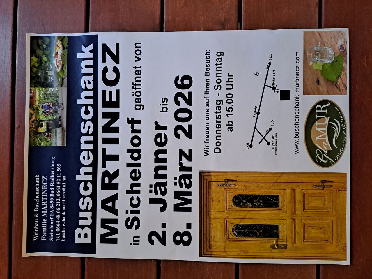 Eine Anzeige für eine Weinverkostung bei Martinecz in Schildedorf, Deutschland, offen bis zum 8. März 2026. Die Veranstaltung bietet Weinverkostungen am Sonntag von 11:00 bis 15:00 Uhr an. Kontaktinformationen sind angegeben.
