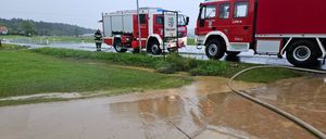 Bild enthält, Transportation, Truck, Vehicle, Person, Machine, Wheel, Water, Fire Truck