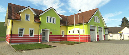 Bild enthält, Neighborhood, House, Housing, Villa, Hotel, Suburb, Grass, Cottage, Resort