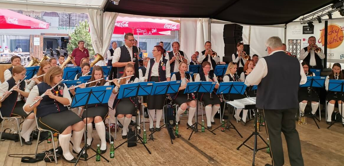 v1_migrated_image_48303846