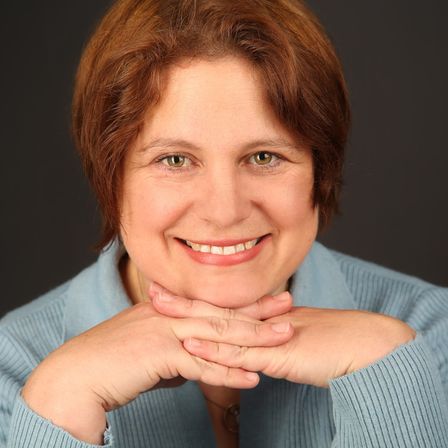 Bild enthält, Face, Happy, Head, Person, Smile, Photography, Portrait, Adult, Female, Woman