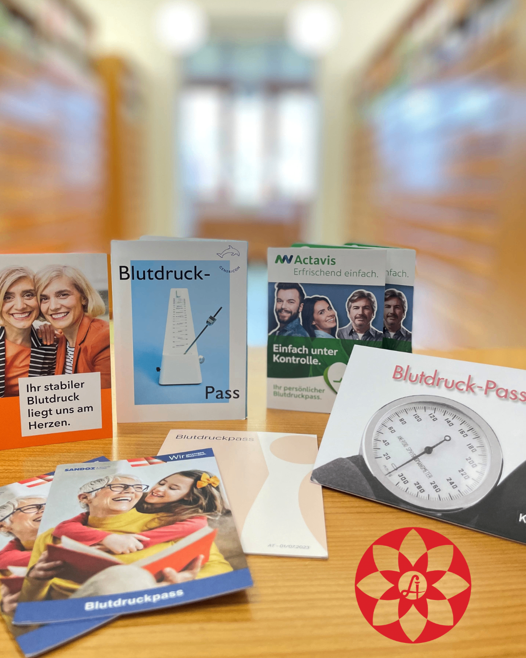 Bild enthält, Advertisement, Poster, Adult, Female, Person, Woman, Book, Publication, Face, Head