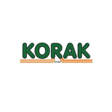 Das Logo von Korak GmbH zeigt den Namen Korak in grünen Großbuchstaben mit einer gelben Linie in der Mitte auf weißem Hintergrund.