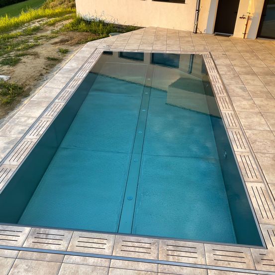 Bild enthält, Pool, Water, Swimming Pool, Outdoors, Aerial View, Floor