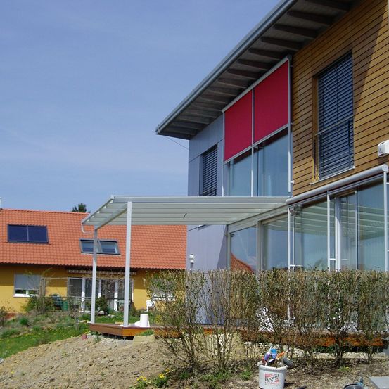 Bild enthält, Housing, City, Shelter, House, Roof, Interior Design, Condo, Villa, Office Building