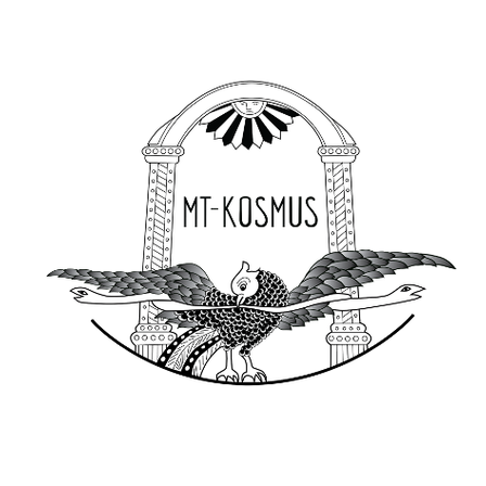 Eine stilisierte Zeichnung eines Vogels mit ausgebreiteten Flügeln unter einer gewölbten Struktur mit dem Namen MT-KOSMOS in fetten Buchstaben.