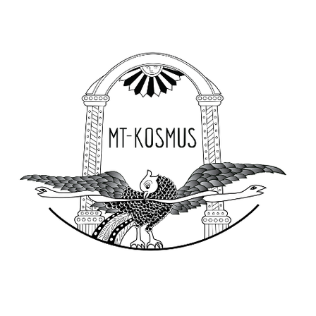 Ein stilisierter Vogel mit ausgebreiteten Flügeln, der auf einer geschwungenen Struktur sitzt, unter einem Bogen mit dekorativen Mustern, mit dem Text MT-KOSMOS darüber.
