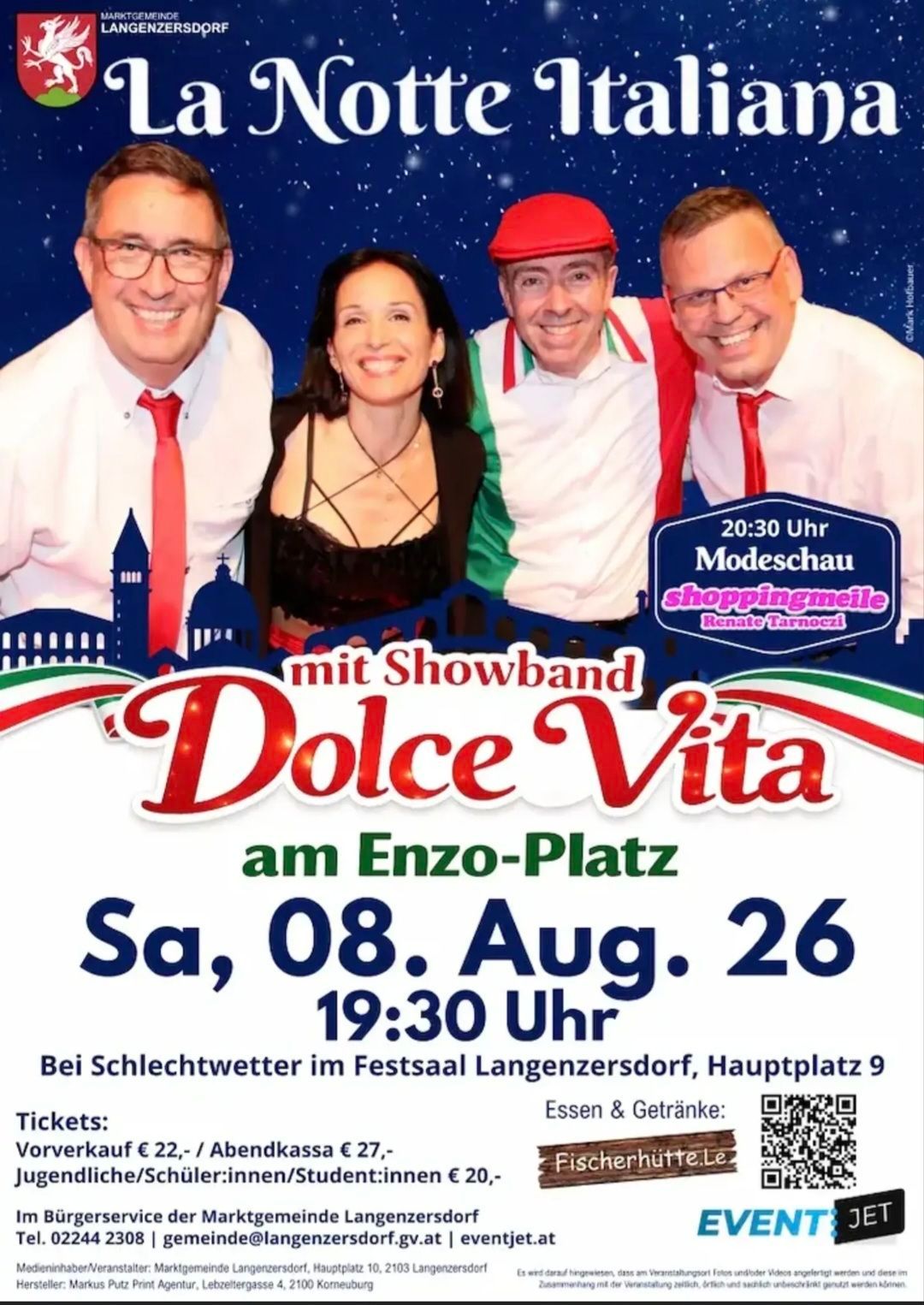 Plakat für Dolce Vita Showband-Veranstaltung am 8. August 2026 um 19:30 Uhr, mit vier Personen in festlicher Kleidung, und einem QR-Code für Veranstaltungsdetails.