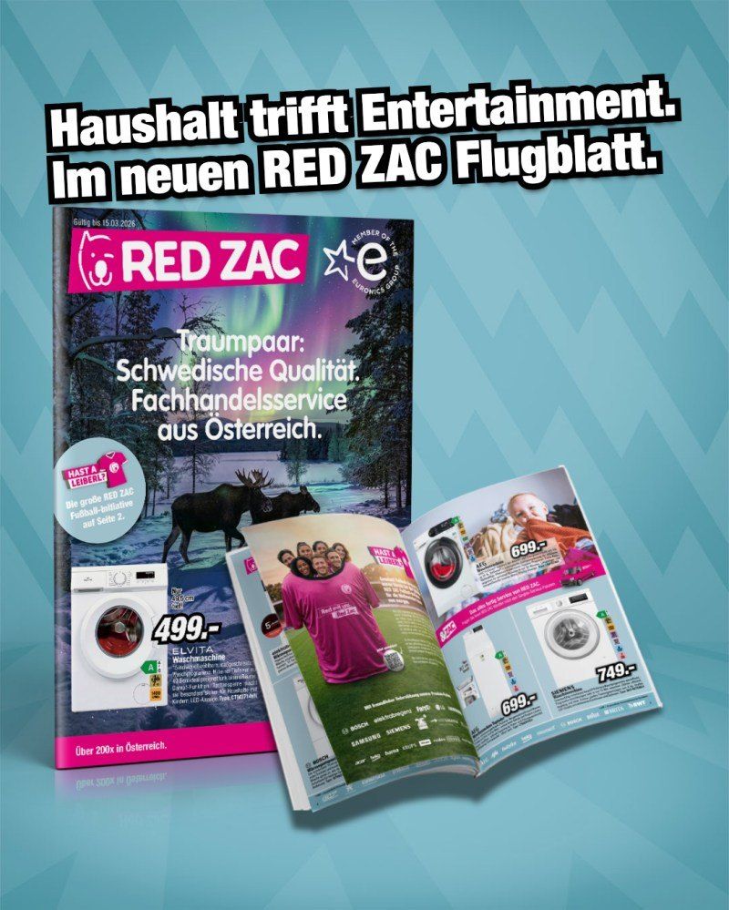 RED ZAC Flugblatt mit einer Waschmaschine auf der linken Seite, die schwedische Qualität, professionellen Service aus Österreich und einen Preis von 499 zeigt. Ein offenes Magazin auf der rechten Seite mit einem Baby und einer Waschmaschine, Preise bei 699 und 749.