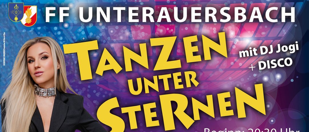 Werbeplakat für eine Tanzveranstaltung unter Sternen. Es zeigt eine Frau mit blondem Haar in einem schwarzen Anzug, die mit einer Hand auf der Hüfte steht. Das Datum ist der 18. Juli 2020.