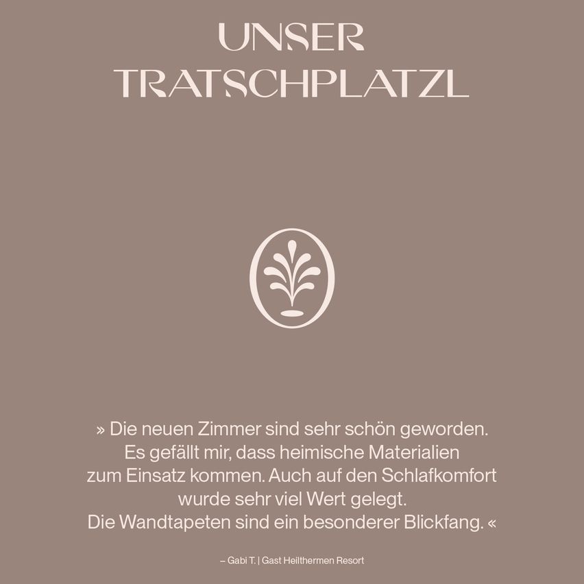 Eine Bewertung neuer Zimmer in einem Resort. Der Rezensent lobt den Einsatz von lokalen Materialien und den Schlafkomfort und hebt die Wandtapeten als besonderen Blickfang hervor.