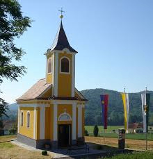 Bild enthält, Architecture, Bell Tower, Building, Tower, Church