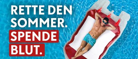Sommer. Spende Blut. Triff uns am Donnerstag, 30. Juli, von 16:30 bis 19:00 Uhr an der Mittelschule in Eggersdorf bei Graz, Schulgasse 3. QR-Code verfügbar.