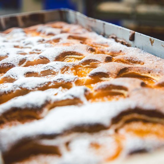 Bild enthält, Dessert, Food, Pastry, Meat, Pork, Sweets