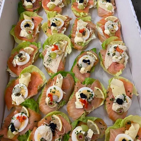 Bild enthält, Food, Food Presentation, Brunch, Plate, Avocado Toast