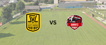 Eine Vogelperspektive auf ein Fußballfeld mit zwei Teamlogos. Das linke Logo ist gelb und schwarz. Das rechte Logo ist rot und schwarz. Der Text 'VS' steht in der Mitte des Feldes.