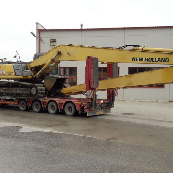 Bild enthält, Car, Transportation, Vehicle, Machine, Wheel, Truck, Flat Bed Truck