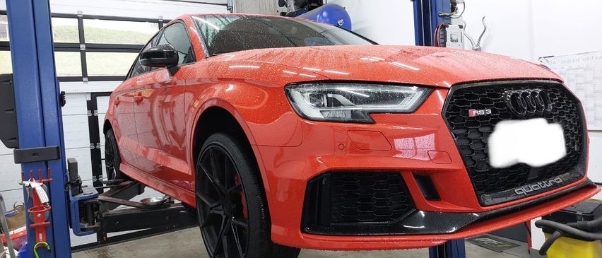 Bild enthält, Car, Transportation, Vehicle, Machine, Wheel, Bumper, Headlight, Car Wash, Building, Factory