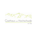Das Gasthaus zum Hochschwab Logo zeigt eine stilisierte Bergkette mit einem Gipfel und einer kleinen Figur obenauf, vor einem weißen Hintergrund. Der Text lautet Gasthaus zum Hochschwab, gegründet 1916.