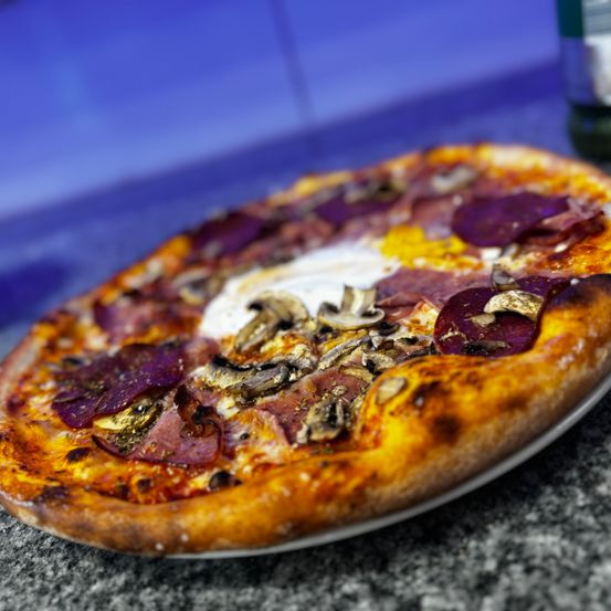 Bild enthält, Food, Pizza, Food Presentation