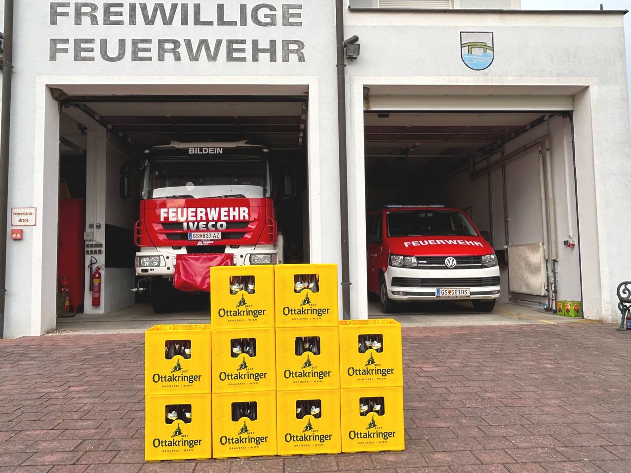 Bild enthält, Car, Transportation, Vehicle, Truck, Machine, Wheel, Fire Station, Fire Truck