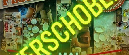 Ein zweitägiger Mega-Flohmarkt-Werbeplakat in deutscher Sprache. Es zeigt einen hellgelben Text mit gelbem Neonlicht. Es enthält einen Website-Link.