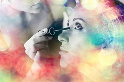 Bild enthält, Face, Head, Person, Photography, Portrait, Smoke, Adult, Female, Woman