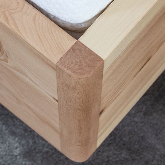 Bild enthält, Wood, Indoors, Interior Design, Drawer, Furniture, Hardwood, Stained Wood, Plywood, Lumber