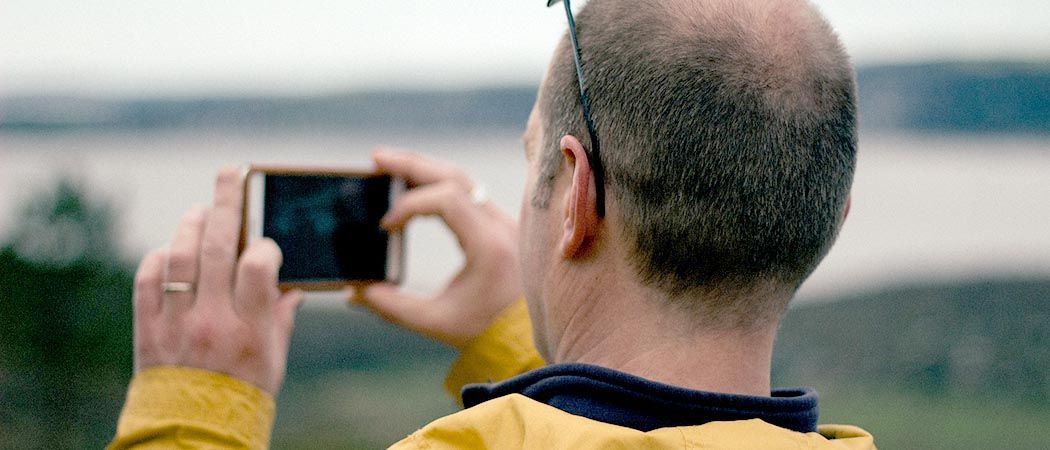 Bild enthält, Photography, Person, Electronics, Mobile Phone, Phone, Face, Head