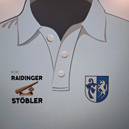 Bild enthält, Clothing, Shirt, Logo, Animal, Bird