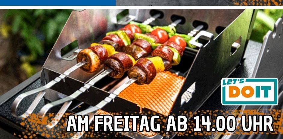 Napoleon-Grill-Vorführung mit kostenloser Lieferung freitags ab 14 Uhr. Spieße auf dem Grill. Let's-doit-Logo unten rechts.