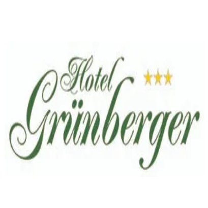 Das Logo für Hotel Grinberger zeigt den Namen 'Hotel Grinberger' in grüner, kursiver Schrift mit drei gelben Sternen rechts.